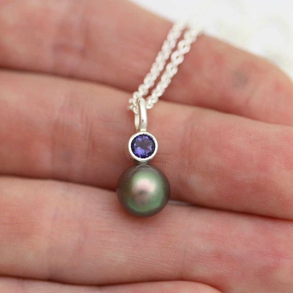 Tahitian Perle Halskette Mit Iolith in Sterling Silber von LaineBenthalldesigns