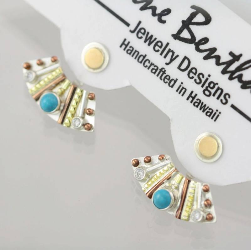 Totem Ohrjacken Mit 3 Steinen | Türkis, Cz 14Ky Gold, Sterling Silber, Kupfer von LaineBenthalldesigns