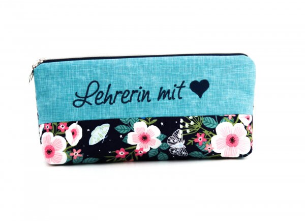 Mäppchen, Stiftemäppchen Lehrerin Mit Herz Mäppchen, Stiftemäppchen Lehrerin Mit Herz von LajawStoffe