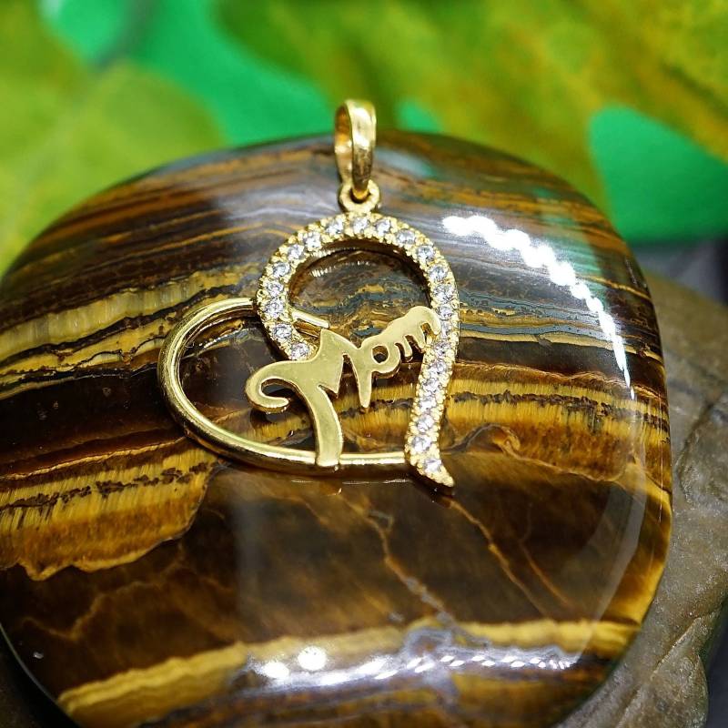 22K Solid Gold Liebe Sie Mama Anhänger, Viel Glück Geschenk, Geschenk Für Sie, Schmuck, Machen Wunsch, Glück, Glücklicher, Glauben An 22K Solid Gold Liebe Sie Mama Anhänger, Viel Glück Geschenk, Geschenk Für Sie, Schmuck, Machen Wunsch, Glück, Glücklicher, Glauben An von LakModernJewelry