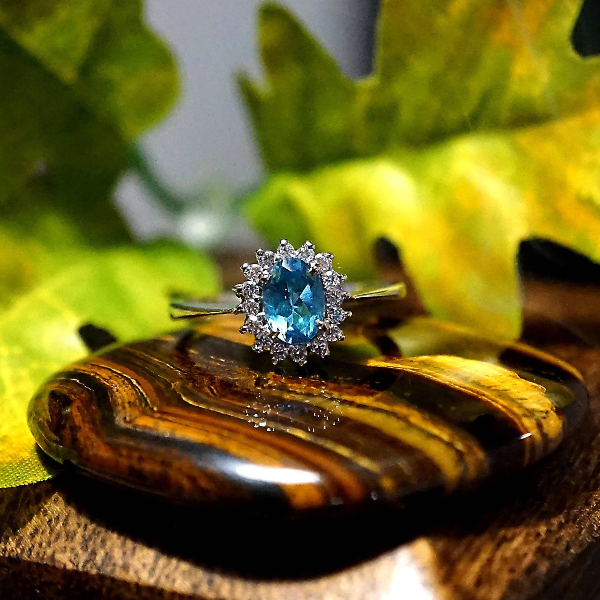 Echte Natürliche Blue Topaz Cluster-Ring, Rhodiniert, Sterling Silber, November Birthstone Für Weihnachten, Thanksgiving -Us Größe 6.5 Echte Natürliche Blue Topaz Cluster-Ring, Rhodiniert, Sterling Silber, November Birthstone Für Weihnachten, Thanksgiving -Us Größe 6.5 von LakModernJewelry