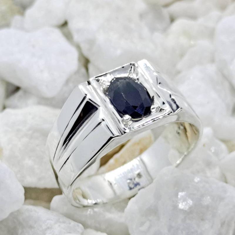 Echter Ceylon Dunkelblauer Saphir Silberring. Graha Apala Duru Karana Kaka Nil Ringe. Edelstein, Horoskop Ringe von LakModernJewelry