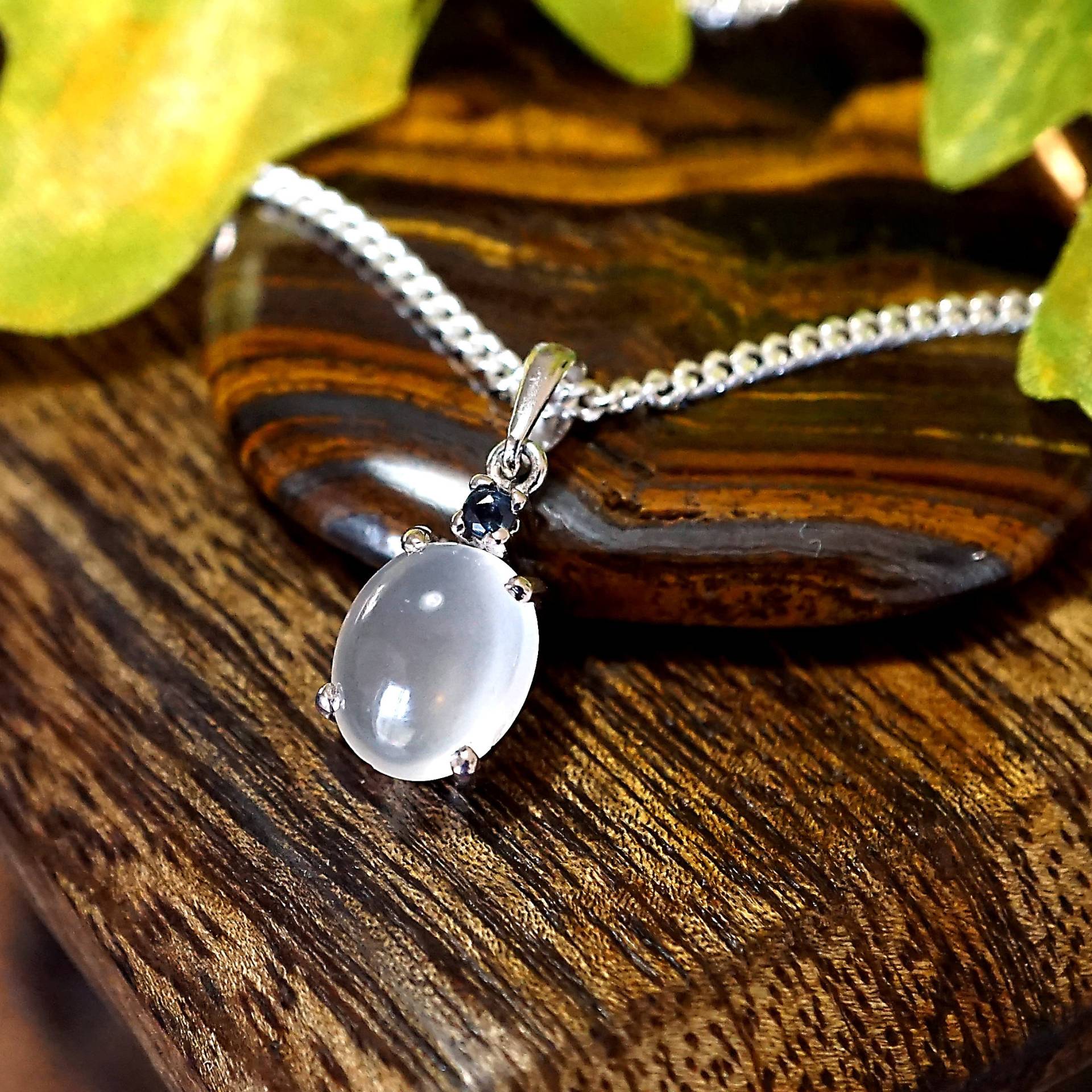 Mondstein Weiß Natur Sterling Silber, Rhodiniert Anhänger Mit 20" Halskette, Juni Geburtsstein, Freundin, Valentinstag, Geschenk Für Sie Mondstein Weiß Natur Sterling Silber, Rhodiniert Anhänger Mit 20" Halskette, Juni Geburtsstein, Freundin, Valentinstag, Geschenk Für Sie von LakModernJewelry