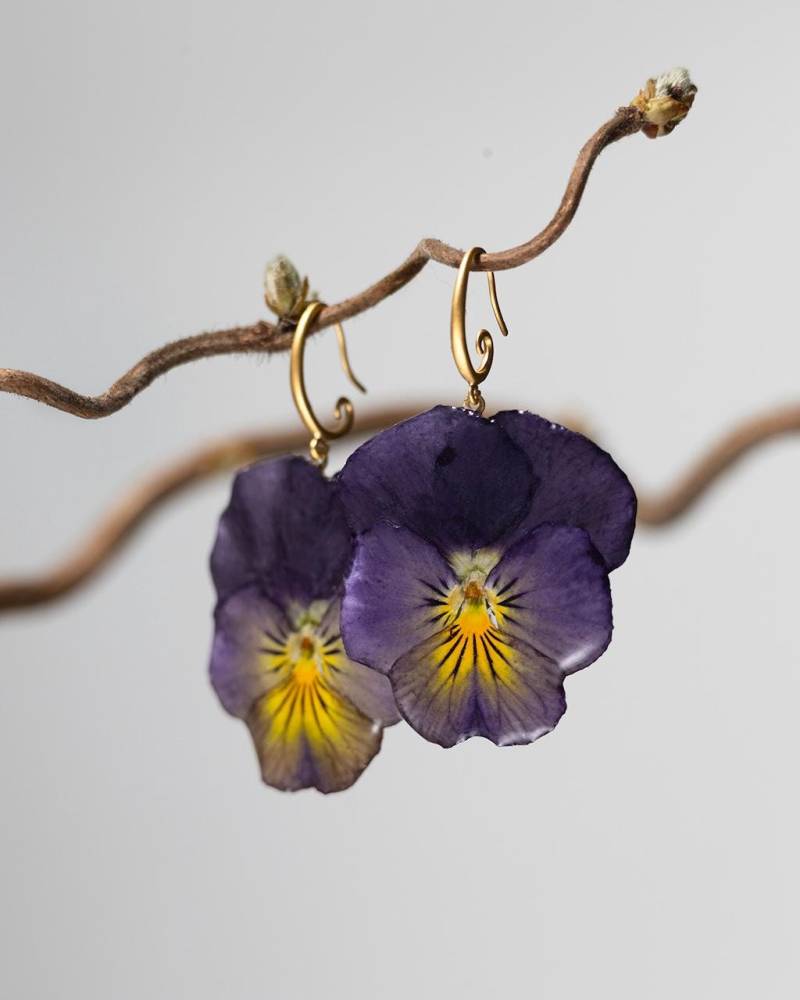 stiefmütterchen Ohrringe - Echtes Blüte in Harz Konserviert Einzigartiges Geschenk Für Mama, Braut Ohrringe, Brautjungfer von LakooDesigns