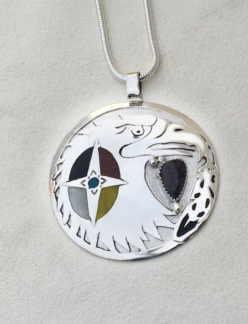 Wambi Takuni Kokipesni Anhänger Aus Silber Wambi Takuni Kokipesni Anhänger Aus Silber von LakotaJewelryVisions
