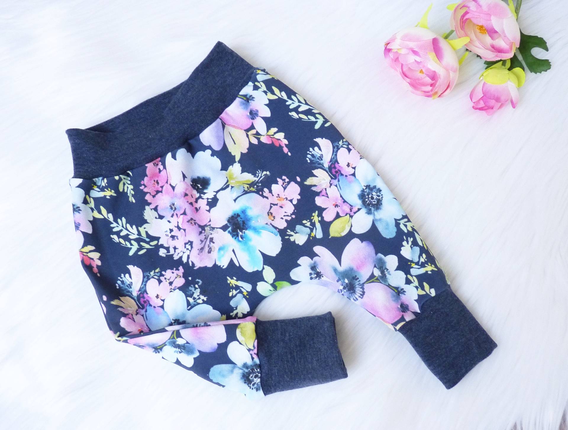 Babyhose, Gr. 56/62/68/74/80/86 von Lakotana