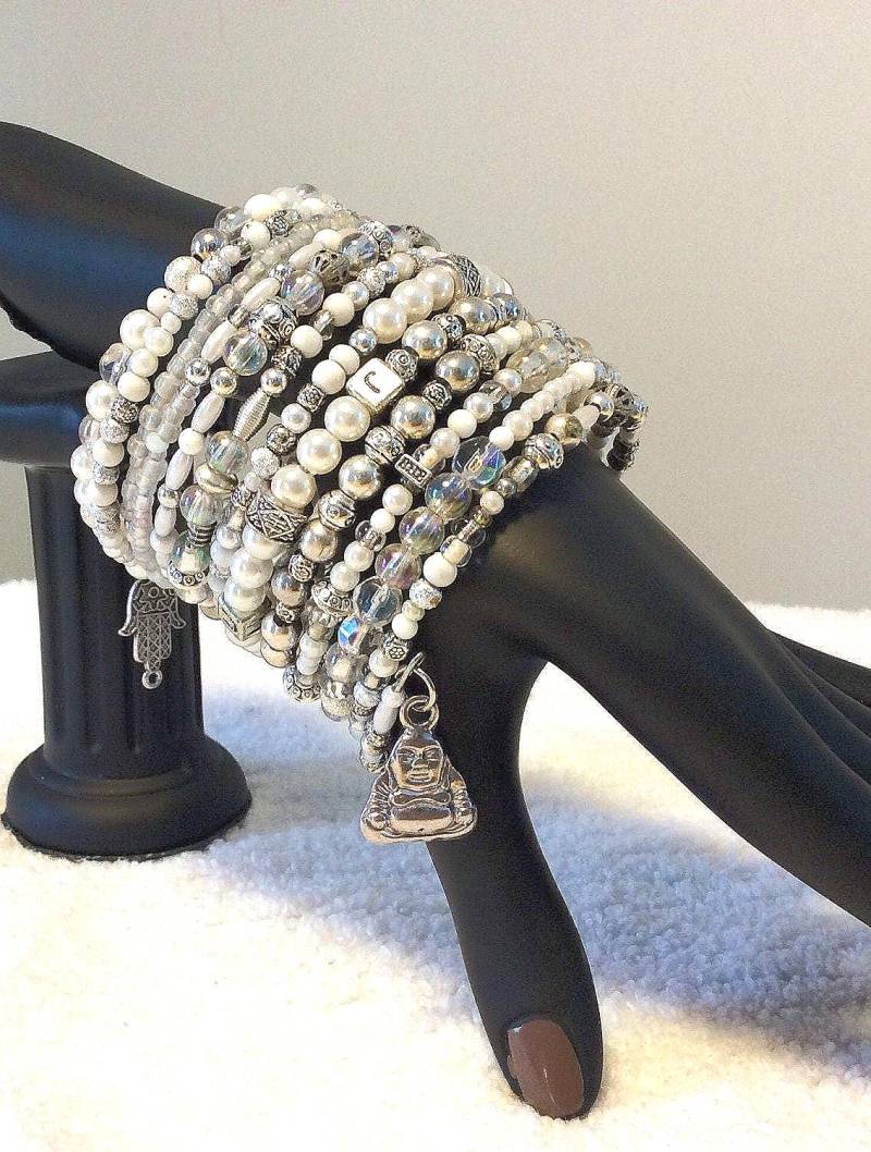 Handgemachtes Perlenarmband Für Braut Nyc Collection, Einzigartiger Brautschmuck Handgemachtes Perlenarmband Für Braut Nyc Collection, Einzigartiger Brautschmuck von Lalecreations