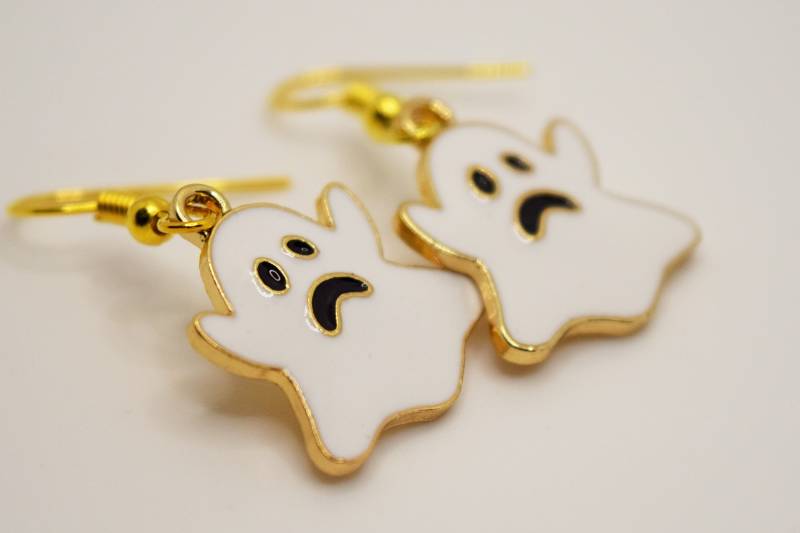 Halloweenohrringe, Halloweenohrhaken, Verschiedene Ohrringe Zur Auswahl | Geist , Kürbis, Spinne, Spinnennetz, Fledermaus Ohrringe Halloweenohrringe, Halloweenohrhaken, Verschiedene Ohrringe Zur Auswahl | Geist , Kürbis, Spinne, Spinnennetz, Fledermaus Ohrringe von LalellasShop