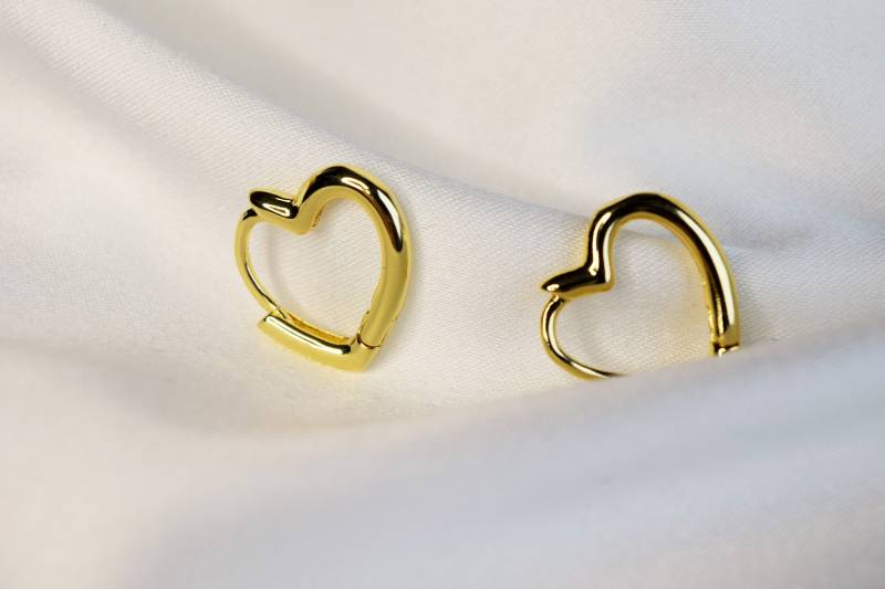 Herzcreolen Golden, 925 Sterling Silber, Creolen in Herzform Herzcreolen Golden, 925 Sterling Silber, Creolen in Herzform von LalellasShop