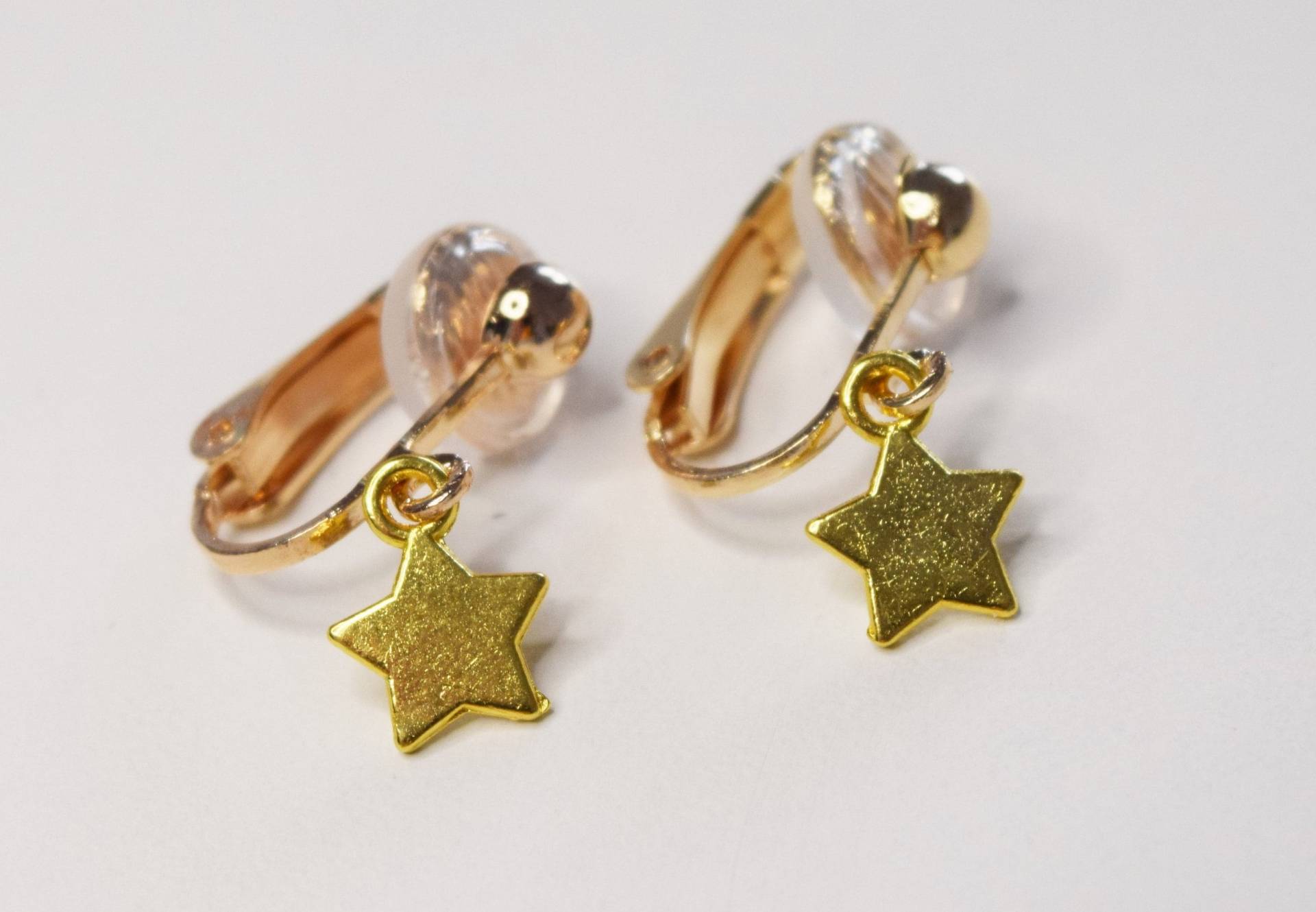 Stern Clip On Ohrringe, Ohrclips, Clipohrringe Mit Stern-Anhänger Stern Clip On Ohrringe, Ohrclips, Clipohrringe Mit Stern-Anhänger von LalellasShop