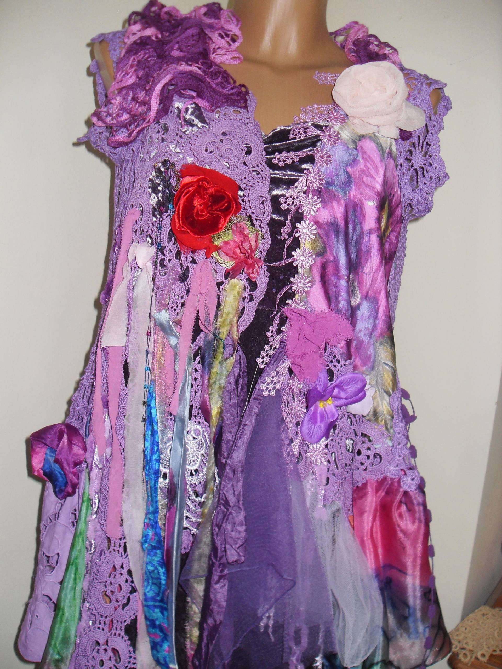 Einzigartige Kunst, Schicke Pullover/Jacke Purple, Feminine Antike Details Boho Tattered Zu Tragen Einzigartige Kunst, Schicke Pullover/Jacke Purple, Feminine Antike Details Boho Tattered Zu Tragen von Lalerosso
