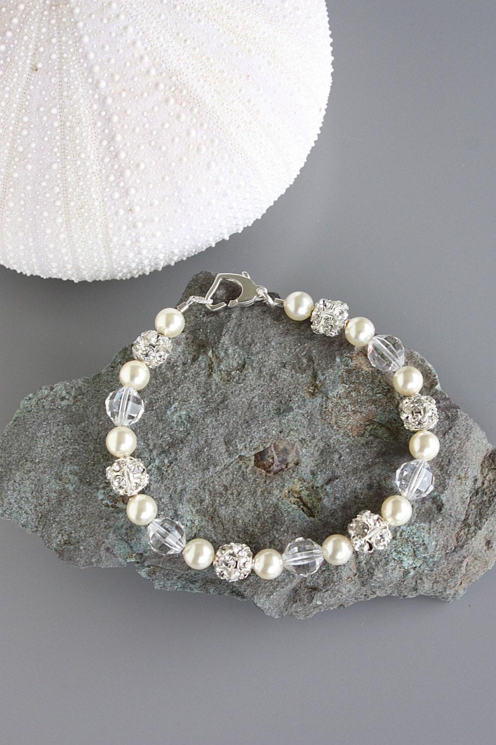 Perle Strass Braut Armband Mit Swarovski-Kristallen, Einfach Herrlich, Brautjungfern, Braut, Hochzeit von LalleBridalJewelry