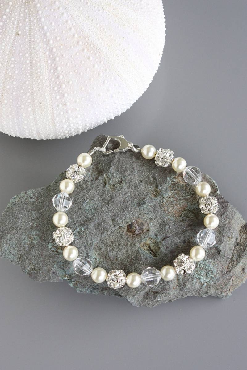 Perle Strass Braut Armband Mit Swarovski-Kristallen, Einfach Herrlich, Brautjungfern, Braut, Hochzeit Perle Strass Braut Armband Mit Swarovski-Kristallen, Einfach Herrlich, Brautjungfern, Braut, Hochzeit von LalleBridalJewelry