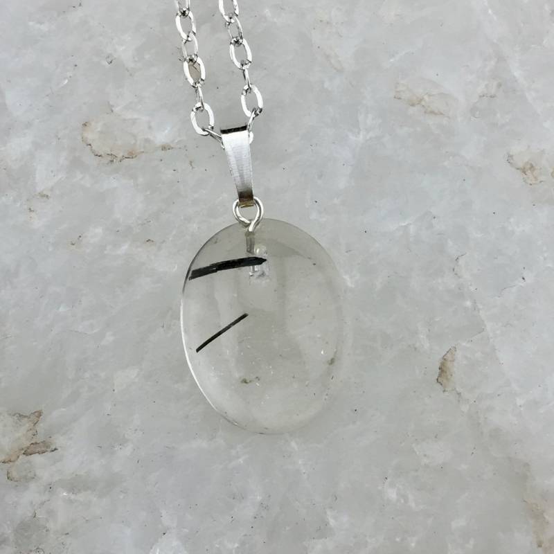 Ein Illumineer Rutile Quarz Kristall Und Sterling Silber Anhänger | 1-2 Ein Illumineer Rutile Quarz Kristall Und Sterling Silber Anhänger | 1-2 von LaloulaOnline
