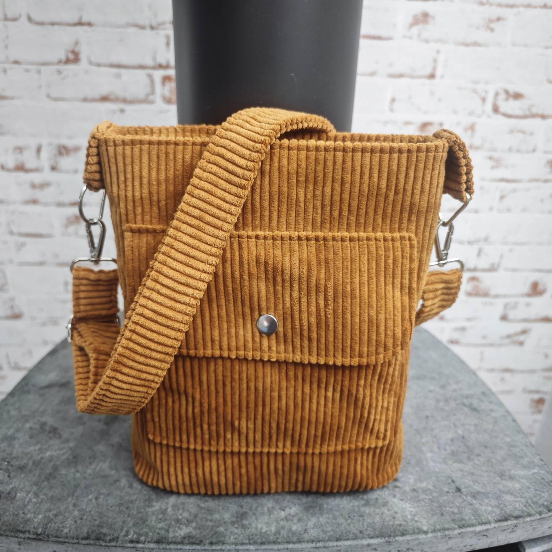 Umhängetasche, Cordtasche Umhängetasche, Cordtasche von LamaRolo