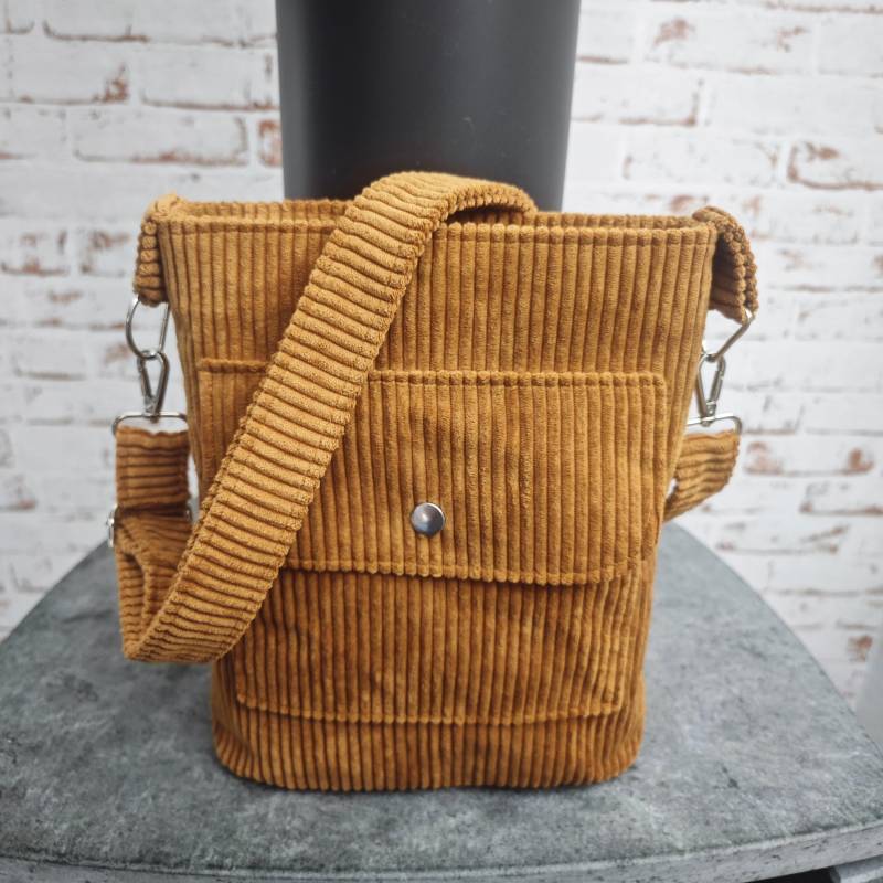 Umhängetasche, Cordtasche Umhängetasche, Cordtasche von LamaRolo