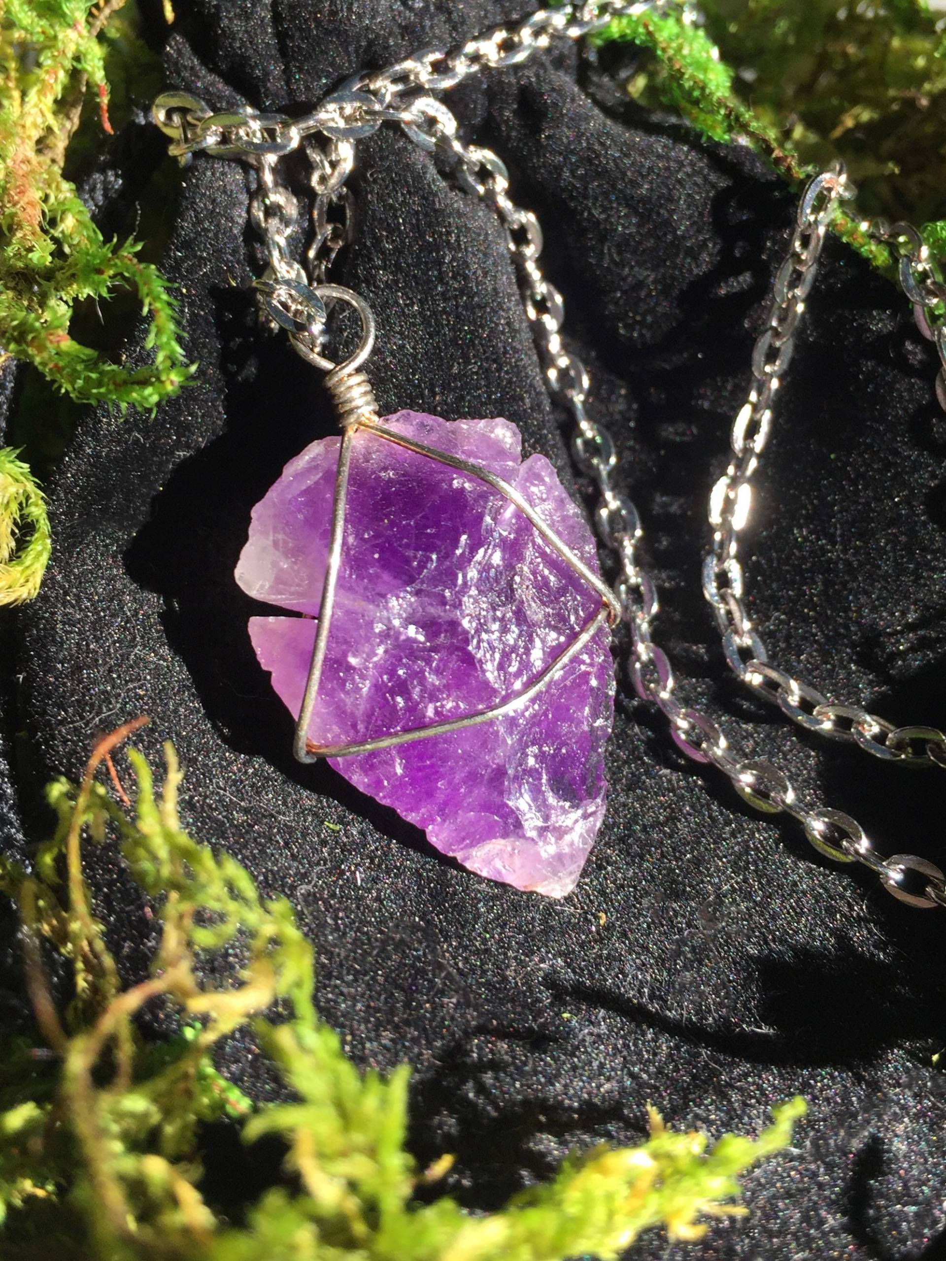 Amethyst Pfeilspitze Halskette Amethyst Pfeilspitze Halskette von Lamagick
