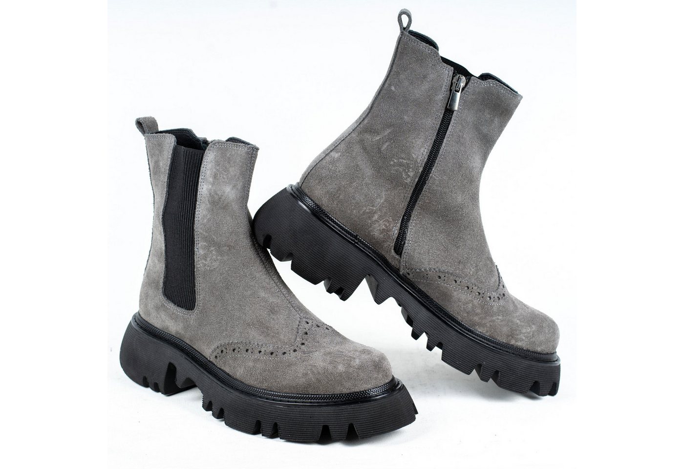 LaMarta graue Lederstiefel für Damen: Schnür- mit Absatz, Winterschuhe Schnürstiefel LaMarta graue Lederstiefel für Damen: Schnür- mit Absatz, Winterschuhe Schnürstiefel von Lamarta