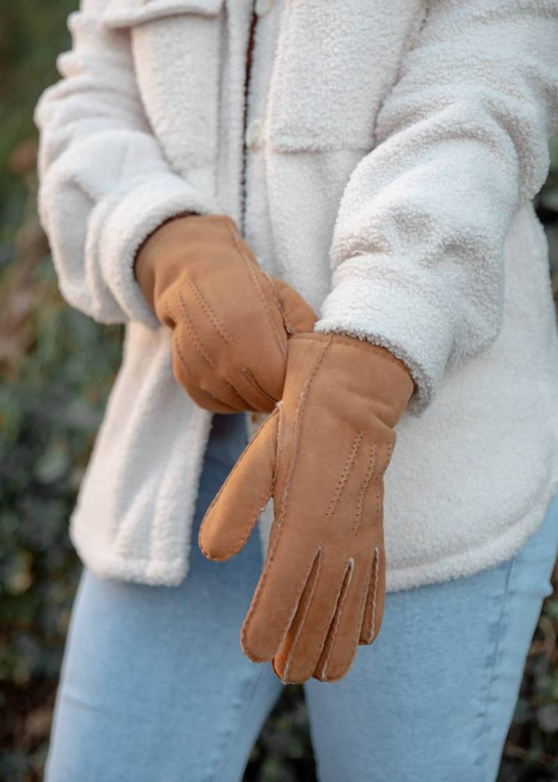 Damen Luxus Echtschaffell Handgenähte Schaffellhandschuhe Wildleder Outer Shearling Inner Lambland Tan Brown Höchste Qualität von Lambland