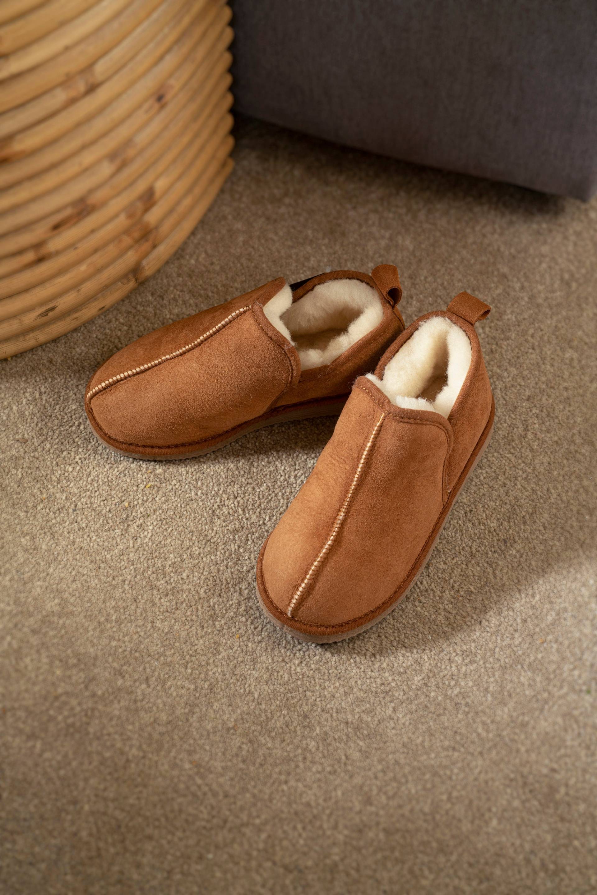 Kinder Merino Schaffell Boot Hausschuhe Braun Gummisohle Rutschfest Hand Gefertigt Pflanzlich Gegerbt Lambland von Lambland