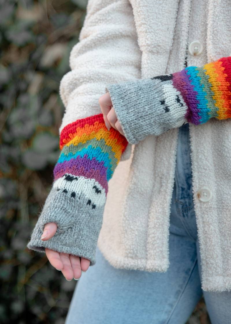 Pulswärmer 100% Wolle Schaf Design Handgestrickte Fair Trade Handarbeit Fleece Futter Fingerlose Stulpen Extrem Warme Damen Grau von Lambland