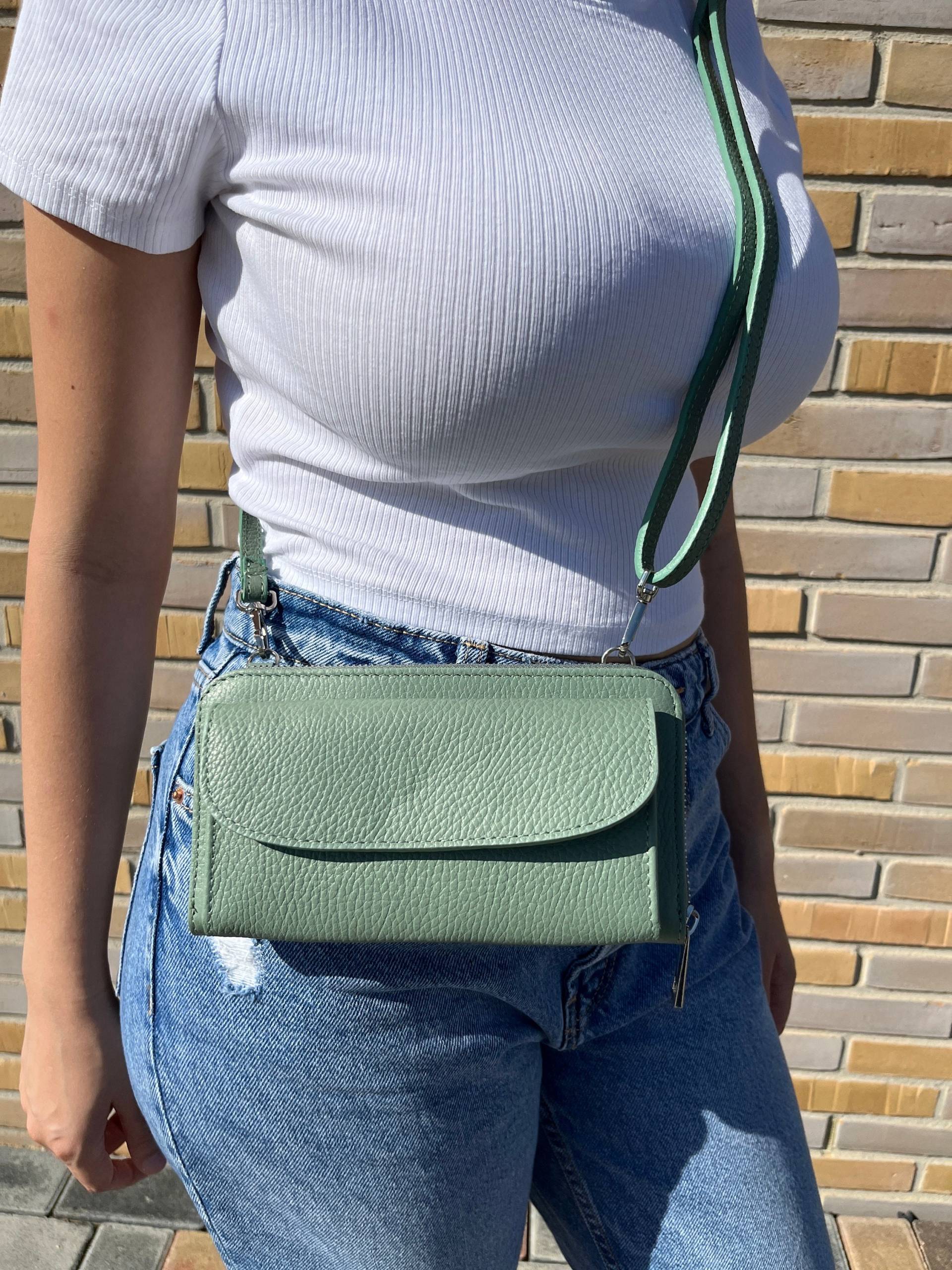 Lederhandtasche Für Frauen in Mint , Edles Portmonee Mit Gurt, Hochwertige Clutch, Handytasche Modisch Crossbody Sommer Praktisch von LamourducuirDE