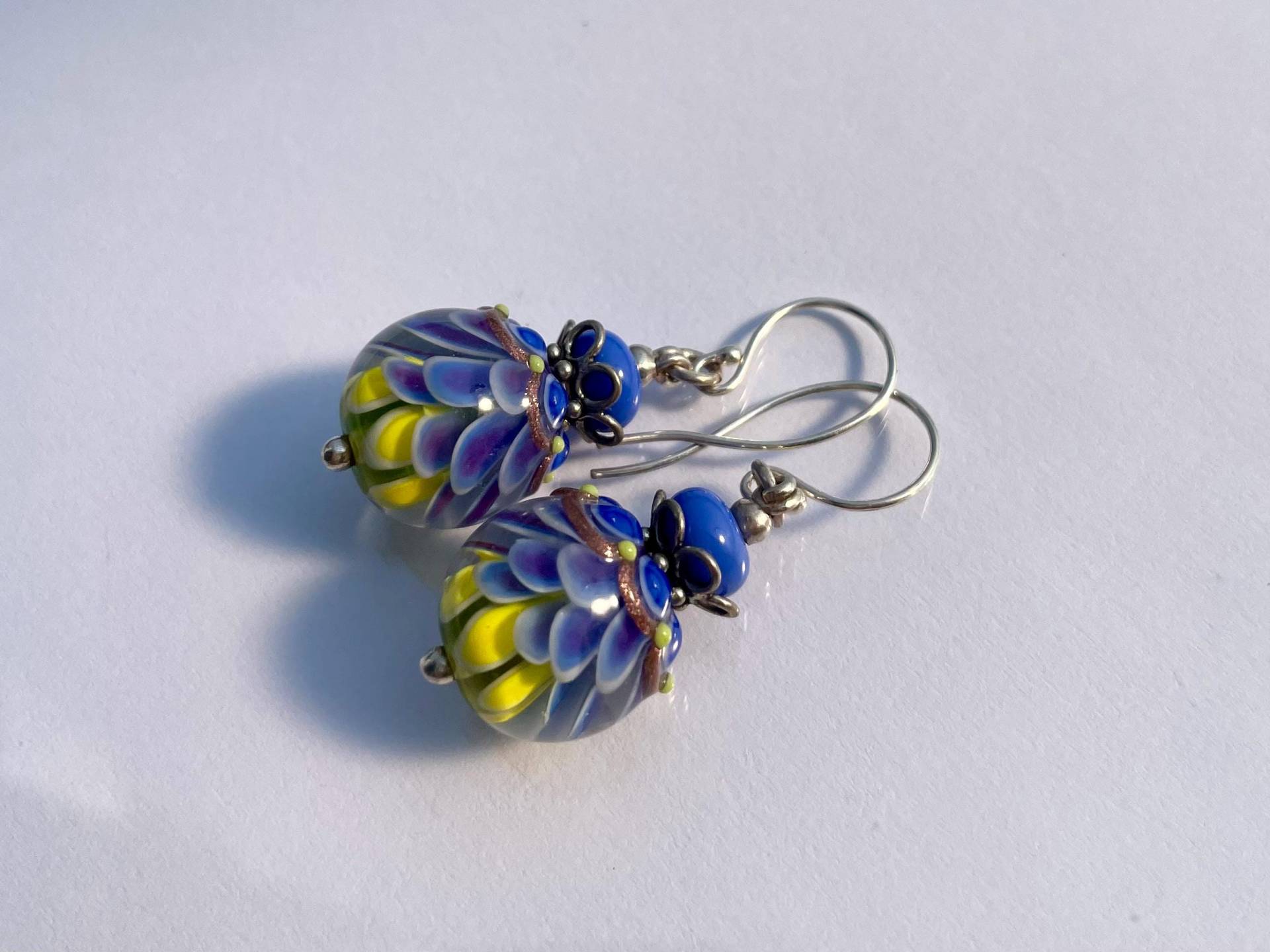 Lampwork Blütenblätter Ohrringe, Sterling Silber Ohrringe Handmade Lampwork Blütenblätter Ohrringe, Sterling Silber Ohrringe Handmade von LampworkBeadStore