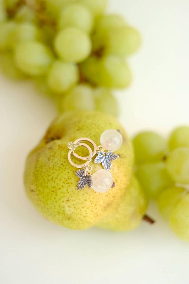 Johannisbeer Glas Creolen; Murano Beeren Schmuck von LampworkGlowingGlass