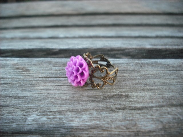 Antike Malzkaffee Messingring - Violett von Lana0Crystal