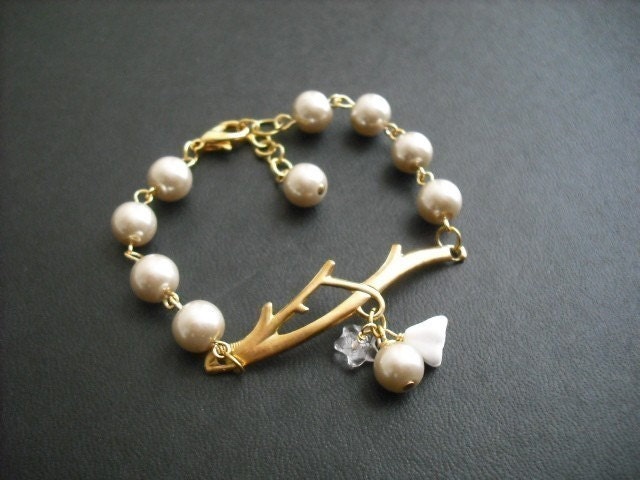 Brautjungfer Geschenk, Armband, Bare Zweig Beige Armband von Lana0Crystal