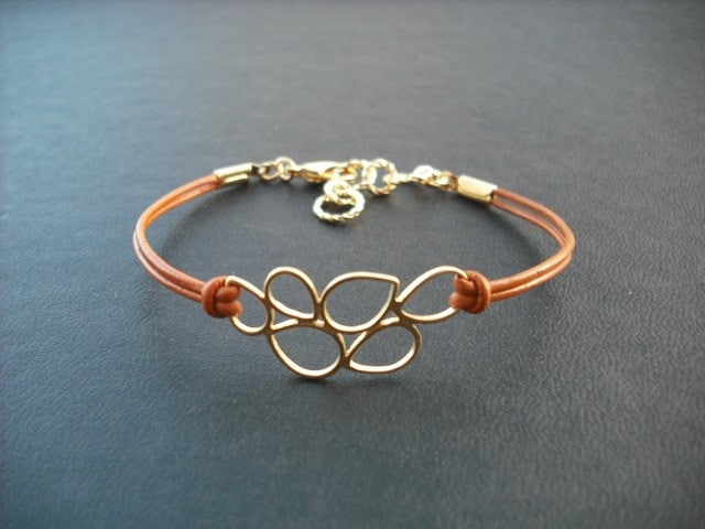 Goldarmband, Matt Gold Multi-Teardrop-Armband von Lana0Crystal