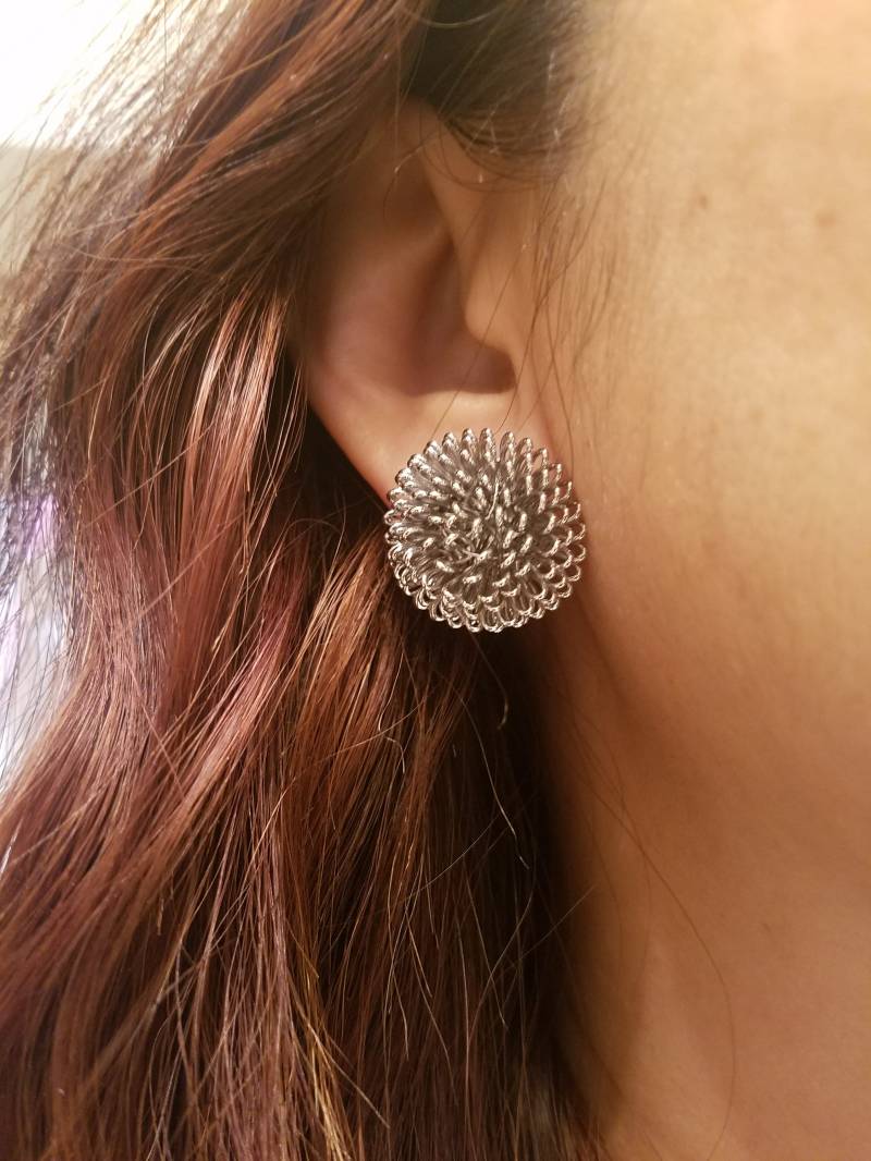 Große Löwenzahn Ohrstecker - Sterlingsilber Post von Lana0Crystal