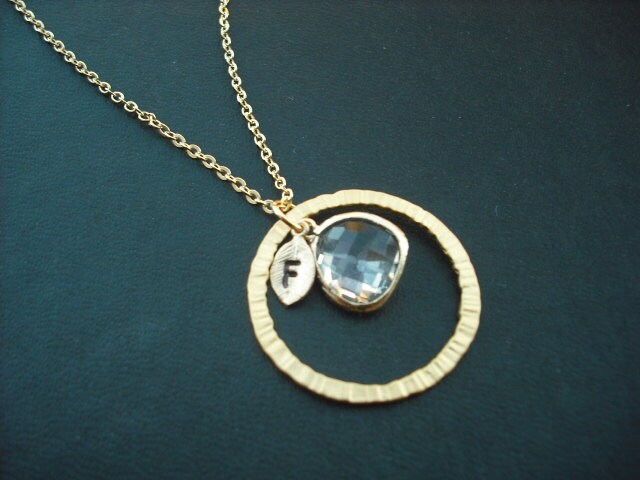 Kristall Halskette, Geburtsstein Silber Oder Gold Halskette Mit Crinkled Hoop, Initial Blatt, Schmuck, Brautjungfern Geburtstagsgeschenk von Lana0Crystal