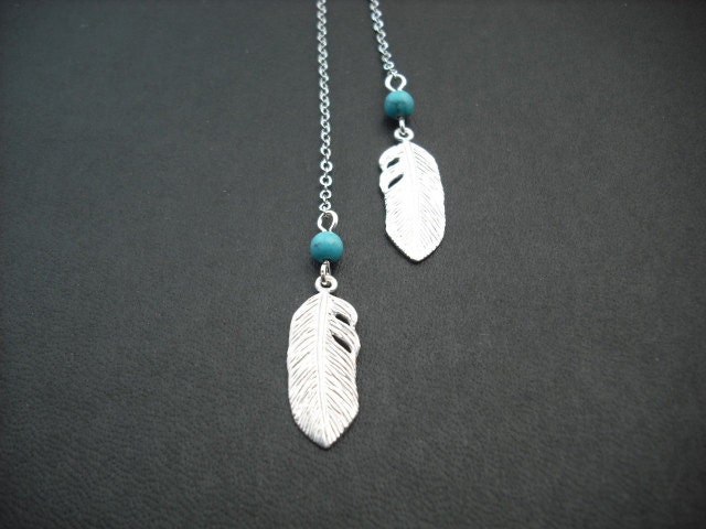 Matt White Gold Zwei Doppelseitige Hübsch Feder Lariat - Vergoldet Kette von Lana0Crystal