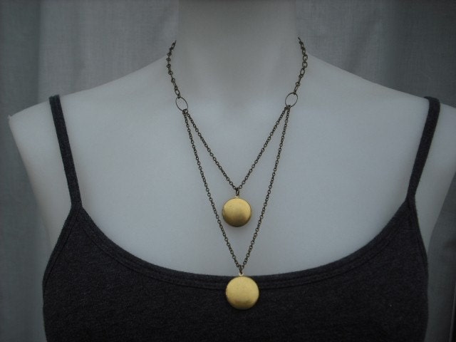 Medaillon Kette, Doppelstrang Halskette - Antik Messing von Lana0Crystal