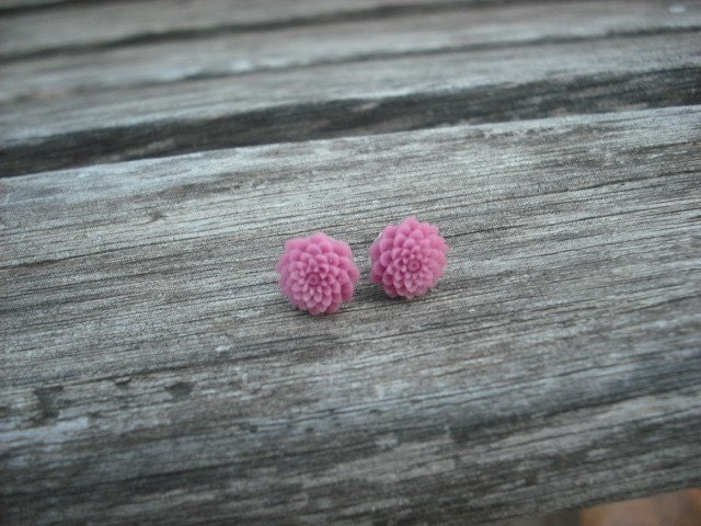 Rosa Mama Post Ohrring von Lana0Crystal