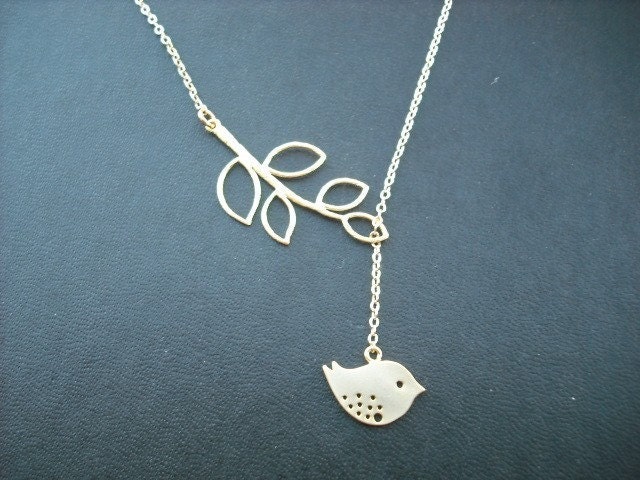 Süße Kleine Mod Vogel Lariat - Matt Gelb Gold von Lana0Crystal