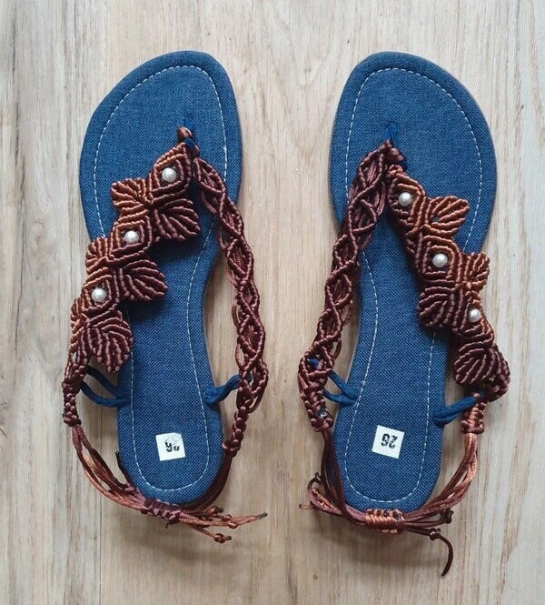 Makramee Sandalen Hippie Boho Bohemian Festival Goa Sommer Schuhe Braun Pagan Mittelalter Pflanze von LanaLunaCrochetArt