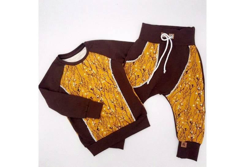 Land-Juwelen Pumphose BRAUN GELB BLÜTEN Pumphose + Shirt von Land-Juwelen