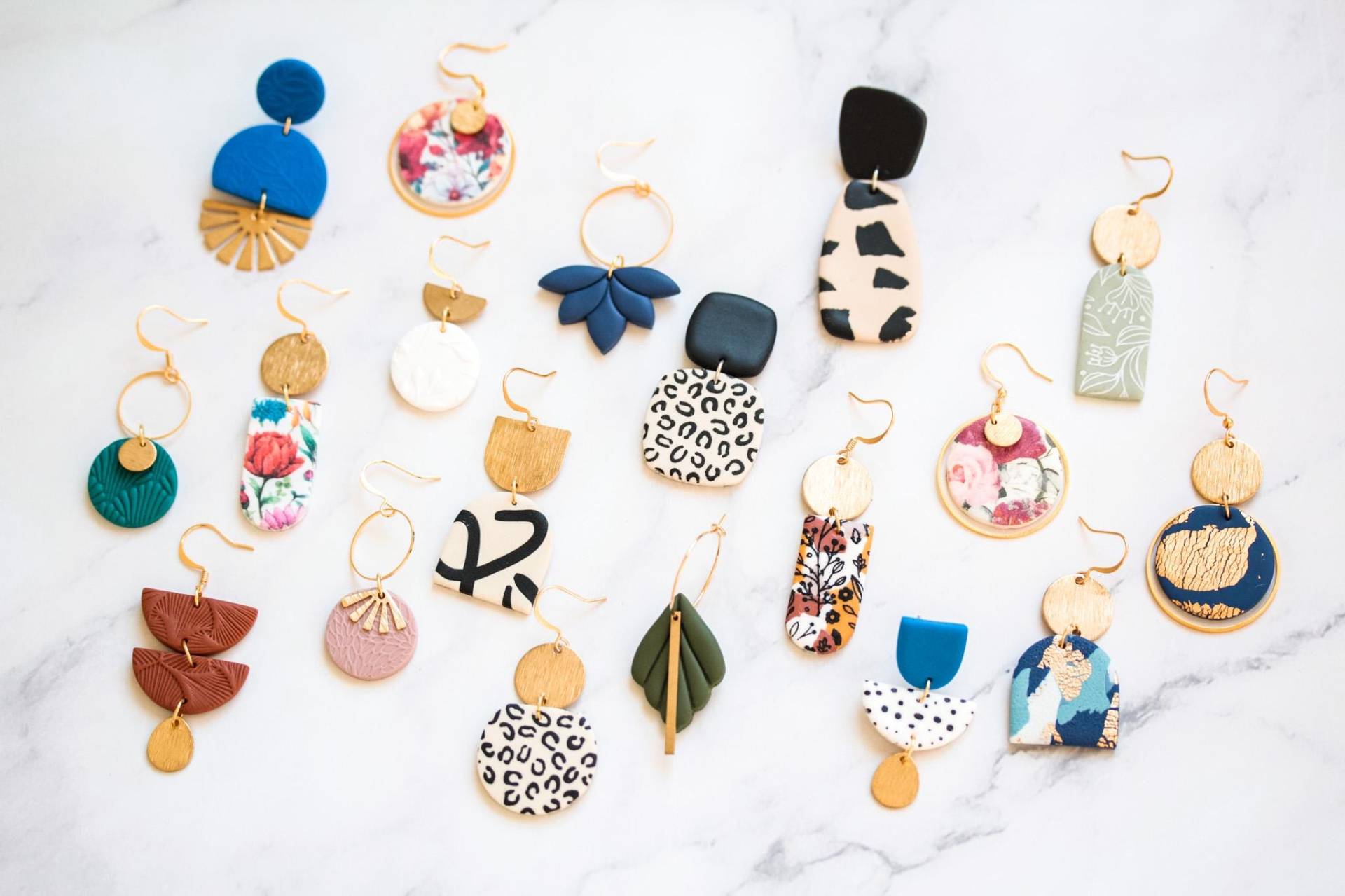 Leichte Ohrringe Aus Polymer Clay, Boho Baumeln Moderne Statement Leichte Ohrringe Aus Polymer Clay, Boho Baumeln Moderne Statement von LandOfJewellery