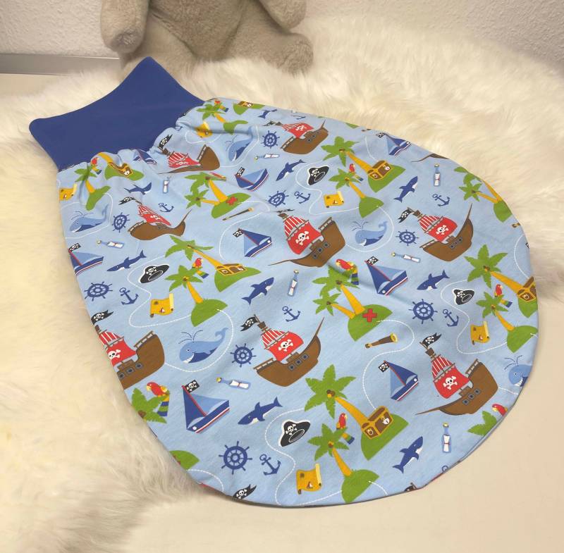 Landhuis Handmade - Wende Pucksack "Seeräuber On Tour", Für Kleine Abenteurer Landhuis Handmade - Wende Pucksack "Seeräuber On Tour", Für Kleine Abenteurer von LandhuisDe