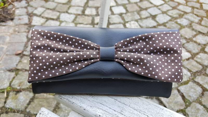 Geldbörse Schwarz Braun Punkte Schleife von Landjuwel