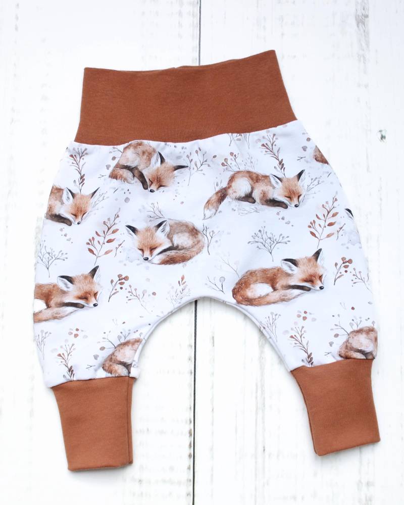Pumphose Babyhose Hose Baby Kind Junge Mädchen Sleeping Fox Gr. 56 - 98 von LandkinderLaden