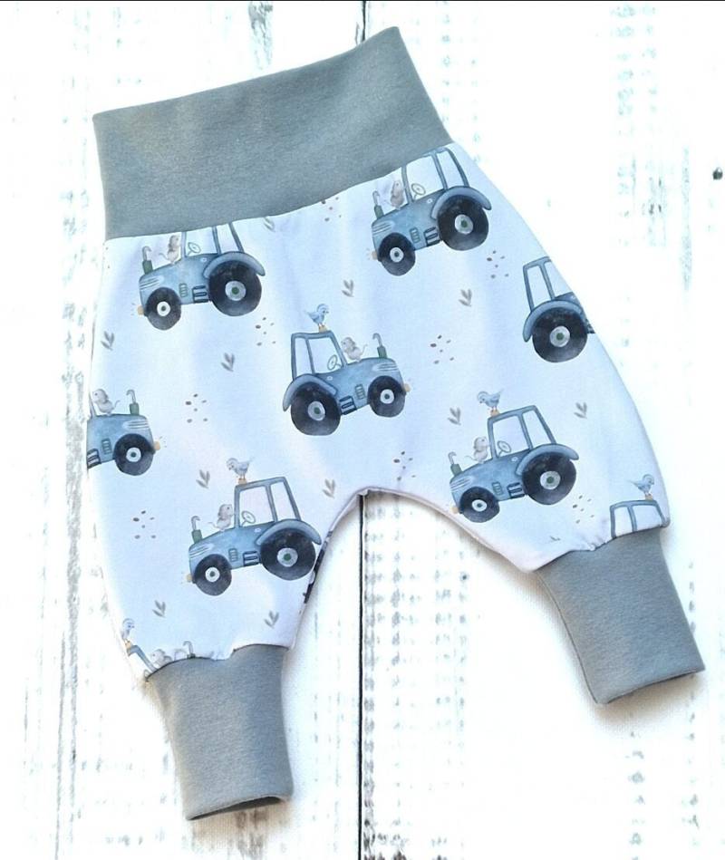 Pumphose Babyhose Hose Baby Kind Junge Mädchen Traktor Weiß Gr. 56 - 98 von LandkinderLaden