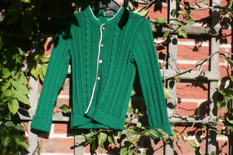 Vintage Strickjacke Trachtenjacke 110/ 116 von Landmum