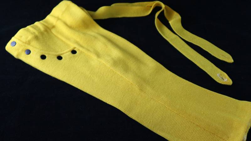 Vintage Trägerose 70Er Jahre 80 Biokomponente Babyhose Gelb von Landmum