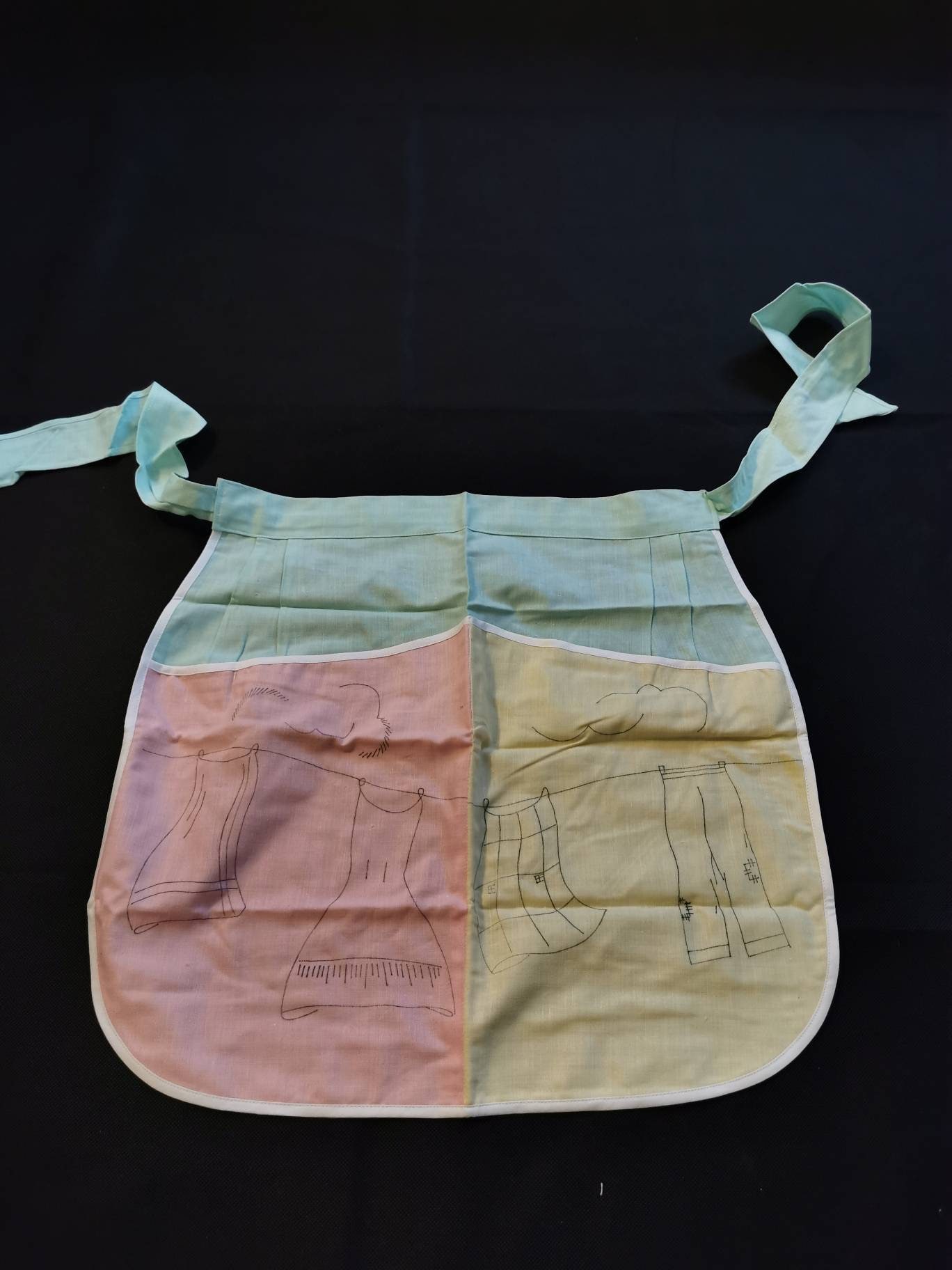 Zum Besticken Vorgezeichnete Schürze Diy Vintage Zauberhaft 60Er Jahre Kochschürze Küchenschürze Kittel Leinen Stickpackung von Landmum