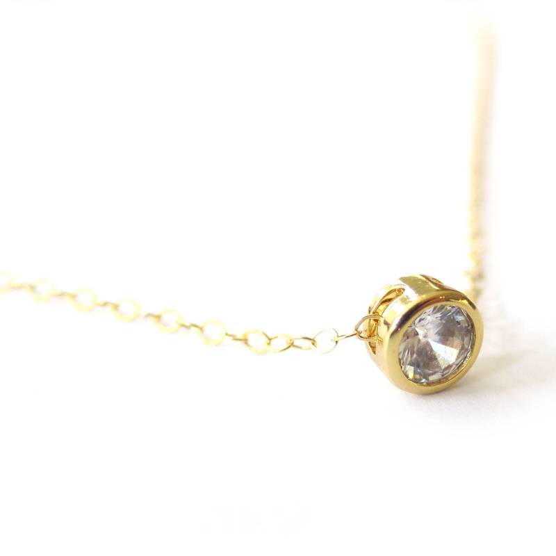 Lünette Cz Halskette, Kleine Diamant Anhänger Gold Einfache Solitär Zierliche von LandonLacey