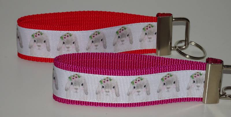 Häschen Glücksbringer Schutzengel Schlüsselband Anhänger Hasen Fürsorge Care Alltagsheld Freundschaft Hase von Landwerke