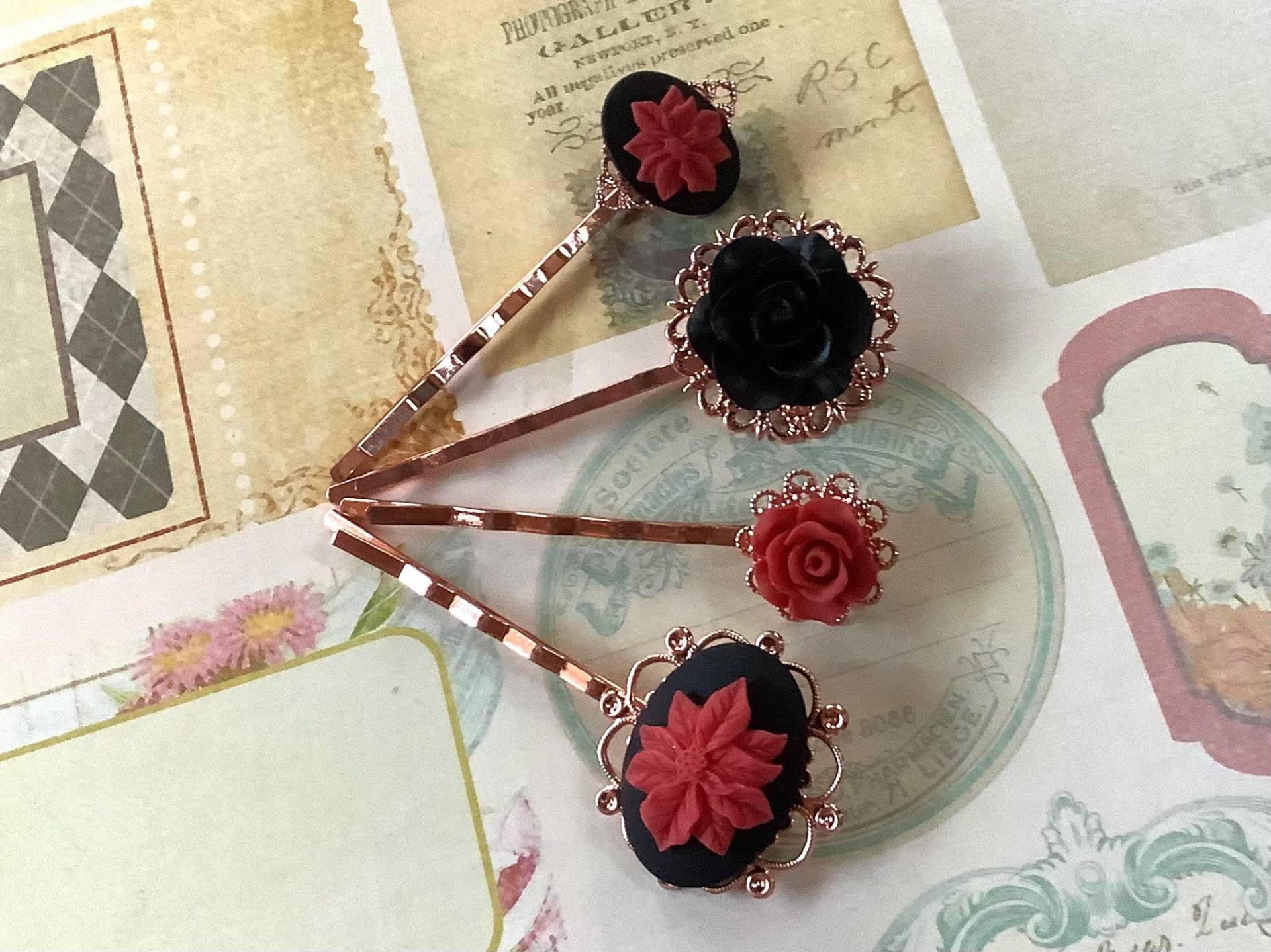 Haarspangen-Rot-Schwarz-Weihnachtsstern-Rosegold Haarspangen-Festlich-Weihnachten von LaneyLou123